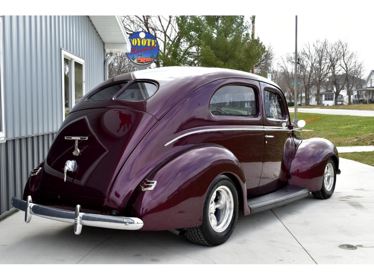 1940 ford deluxe