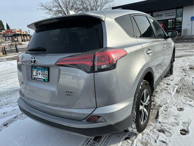 2018 toyota rav4 xle