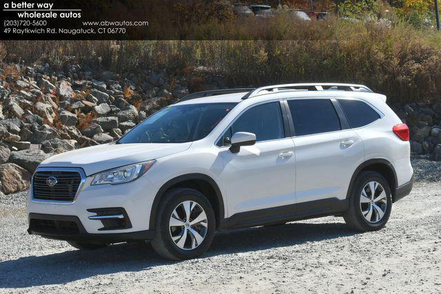 2019 subaru ascent premium 8-passenger