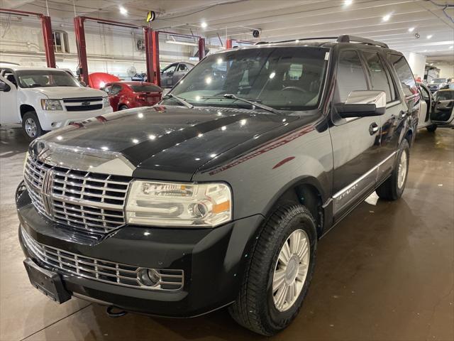 2010 lincoln navigator base