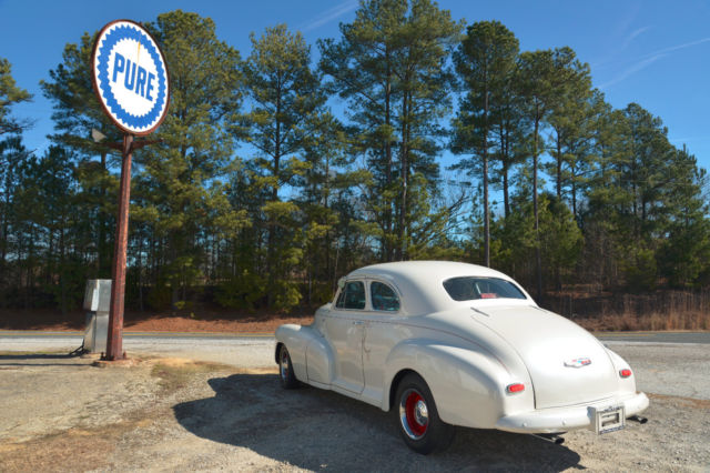 1948 chevrolet coupe "hot rod", white, new 350/300 hp gm crate motor/autotrans
