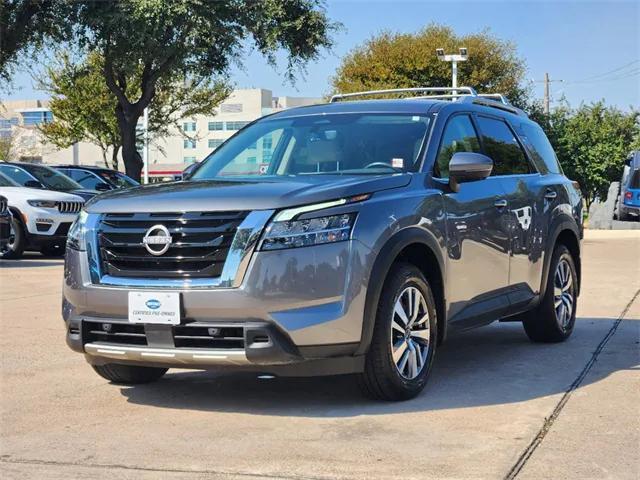2023 nissan pathfinder sl fwd