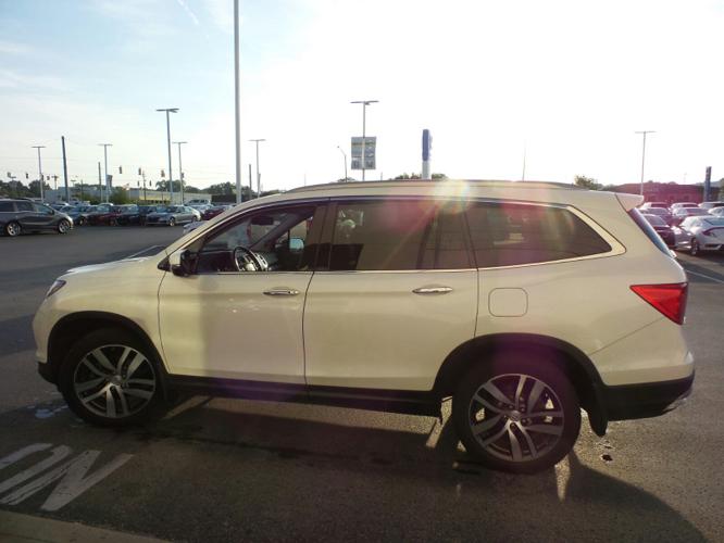 certified 2017 honda pilot 4wd touring indianapolis, in 46219 for sale in indianapolis, indiana