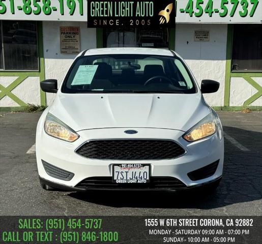 2016 ford focus 4dr sdn s