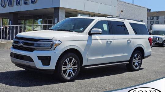 new 2024 ford expedition max xlt rwd