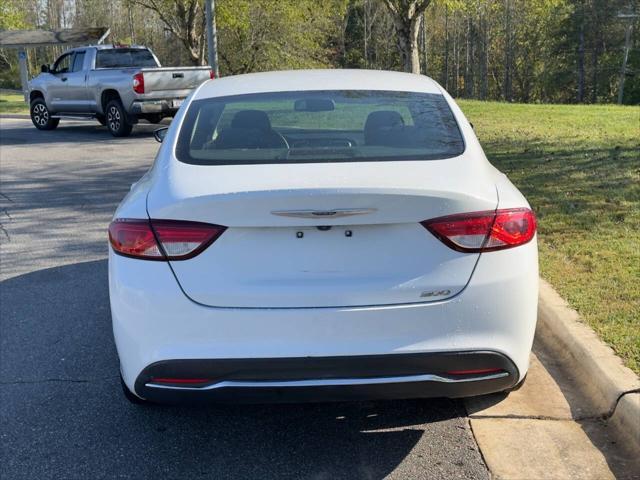 2016 chrysler 200 limited