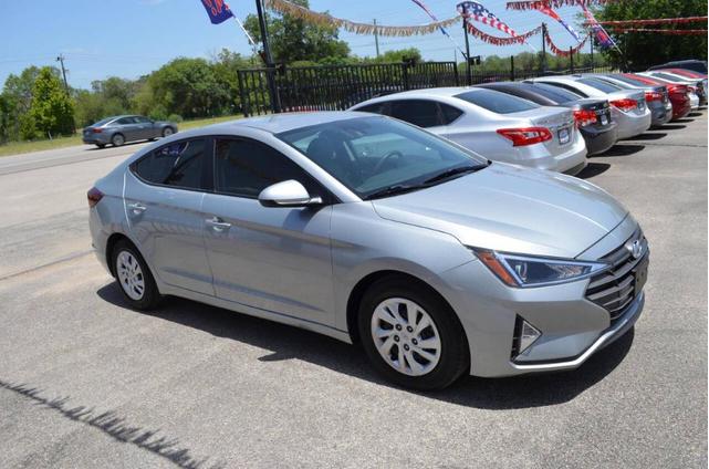 2020 hyundai elantra se