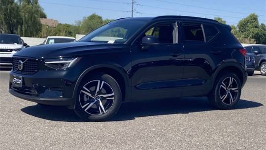 2024 Volvo XC40