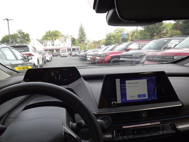 2023 toyota prius xle