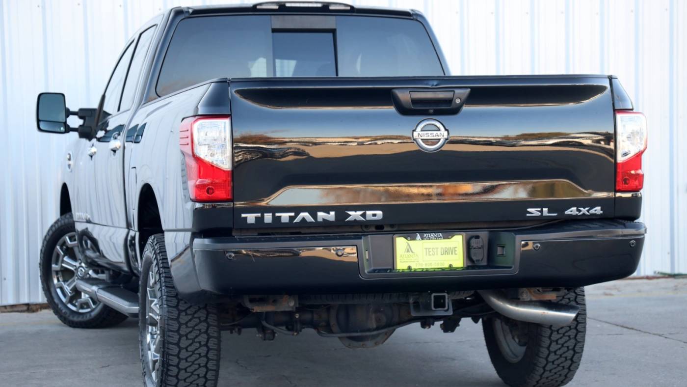 2019 nissan titan xd sl