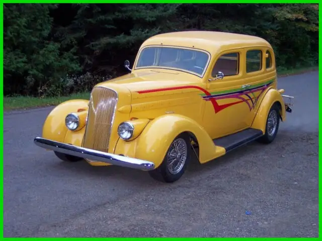 1936 dodge four door sedan 350 gm crate motor 700r4 trans fatman front end