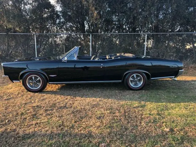 1966 pontiac gto conv. tripple black 389 tripower 4/speed clone