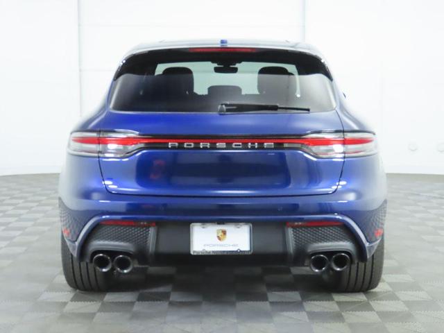 2024 porsche macan base