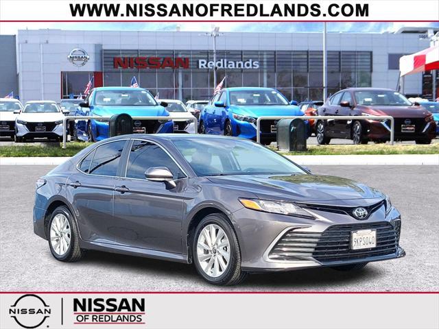 2024 toyota camry le