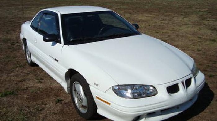 1998 grand am gt white w/characol leather int. in edinburgh, in