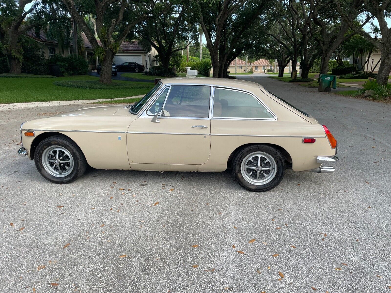 1971 mg mgb