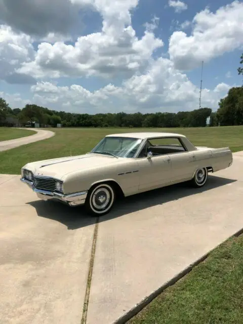 1964 buick lesabre sister car to oldsmobile, pontiac, chevrolet, cadillac