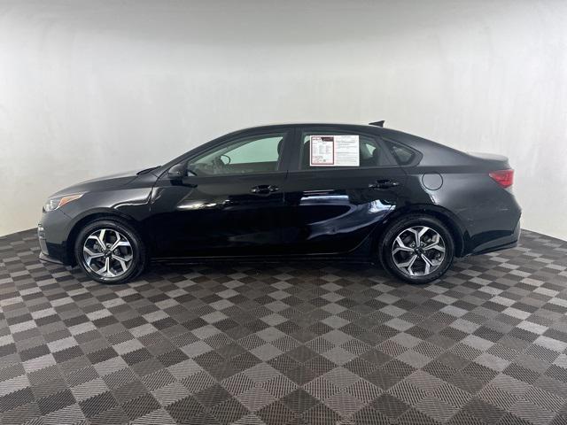 2021 kia forte lxs