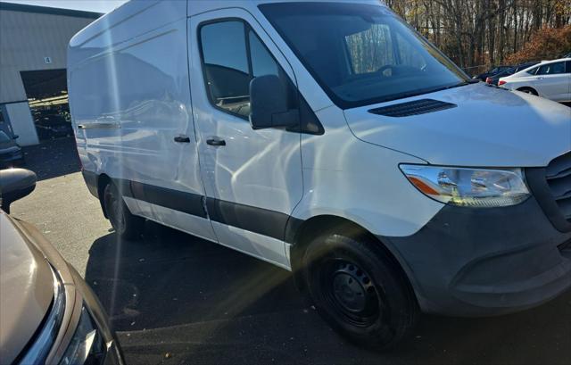 2021 mercedes-benz sprinter 1500 standard roof i4