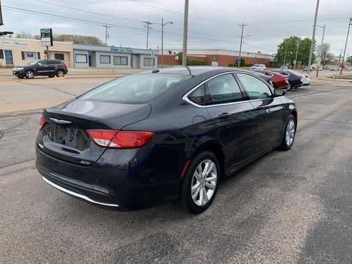 2016 chrysler 200 limited in green bay, wisconsin