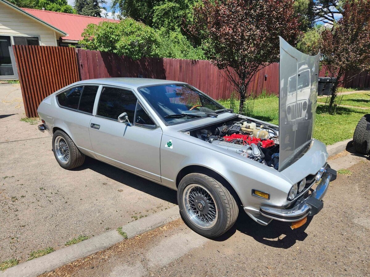 1978 alfa romeo alfetta gt hatchback grey