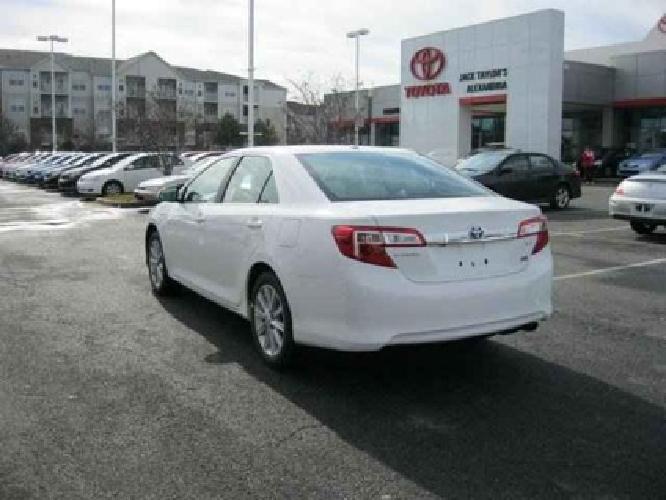 2014 toyota camry hybrid xle in alexandria, va