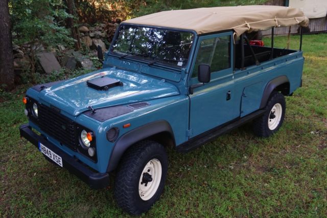 land rover defender 110 soft top beach 4x4
