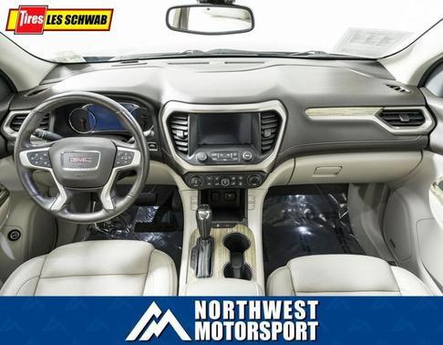 2018 gmc acadia in milwaukee, wisconsin