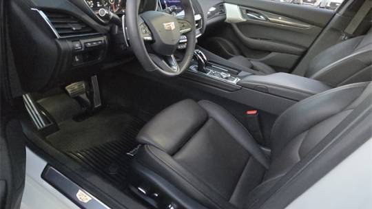2022 cadillac ct5 sport