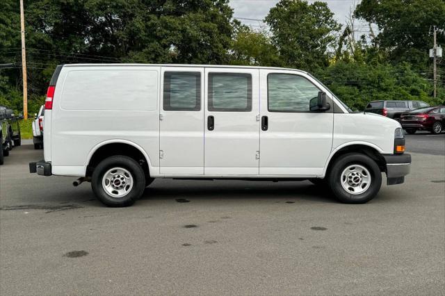 2022 gmc savana 2500 work van