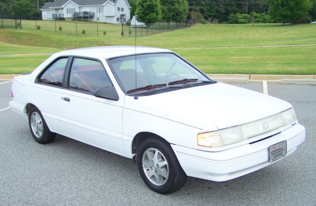 1-of-a-few-5-speed-cold-ac-2-door-coupe-rock-solid-ford-tempo-sister