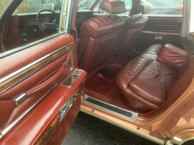 1979 lincoln continental town car- apricot, rare