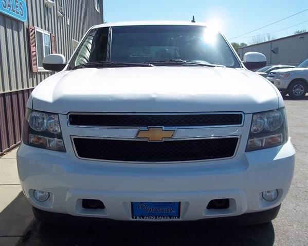 2012 chevrolet suburban 1500 lt
