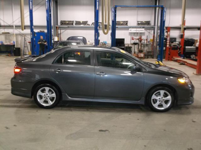2012 toyota corolla l l 4dr sedan 5m for sale in hyde park, vermont