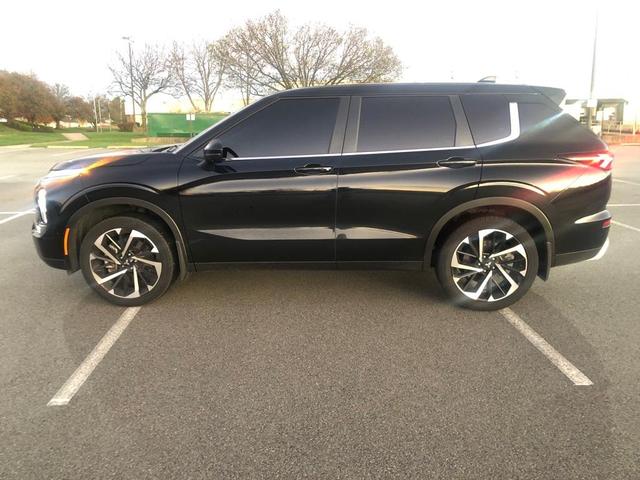 2023 mitsubishi outlander se