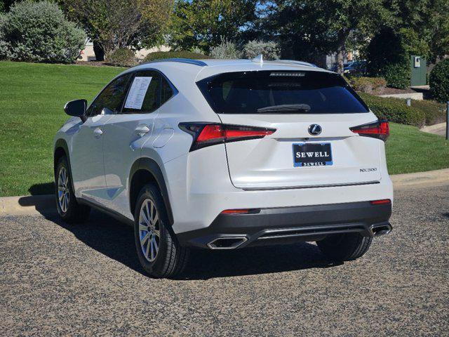 2021 lexus nx 300 base