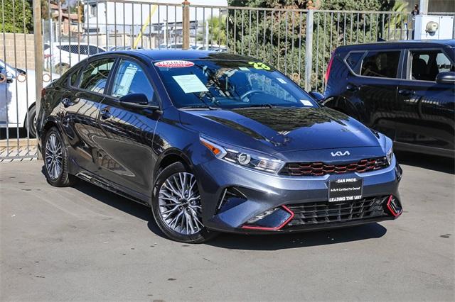 2023 kia forte gt-line