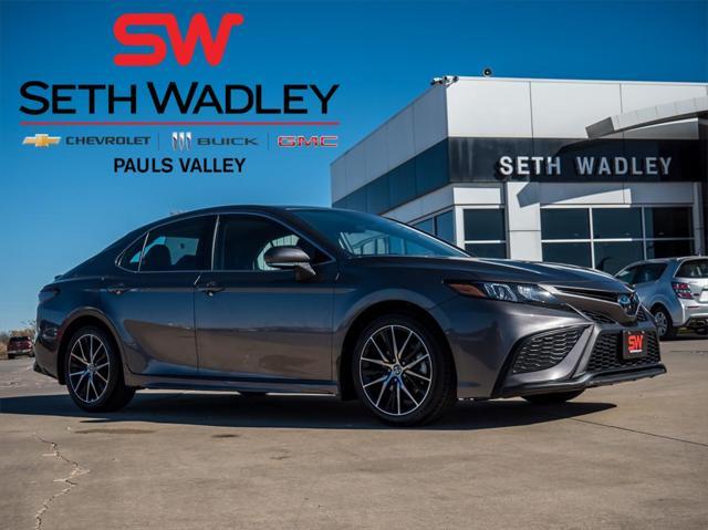 2023 toyota camry se