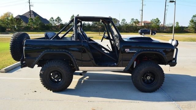 1975 ford bronco, 4wd convertible,347 engine,3-speed automatic,baja style setup