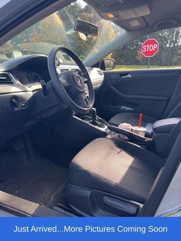 2014 volkswagen jetta auto s