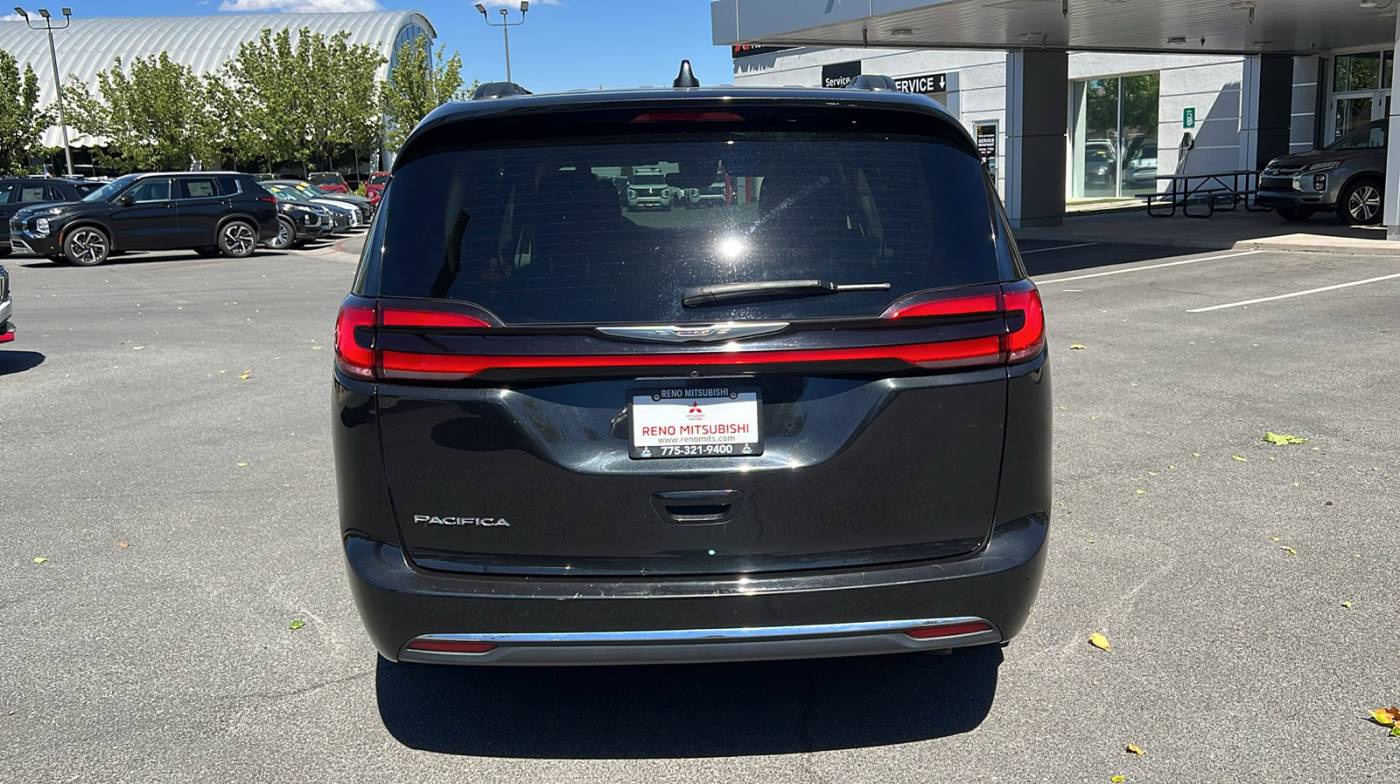 2022 chrysler pacifica touring l