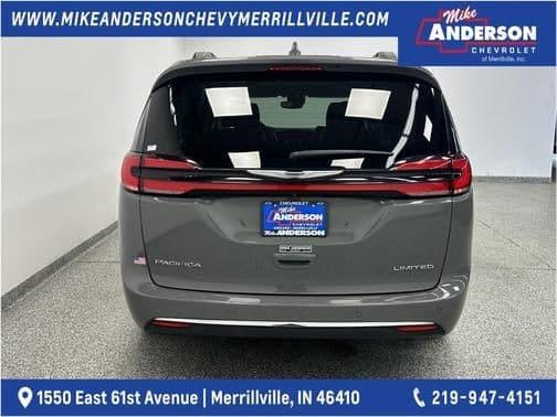 2022 chrysler pacifica limited in gary, indiana