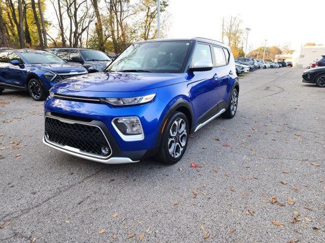 2021 kia soul x-line