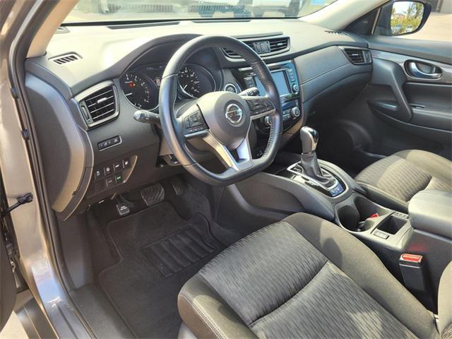 2020 nissan rogue sv