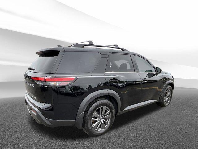 2022 nissan pathfinder sv 4wd