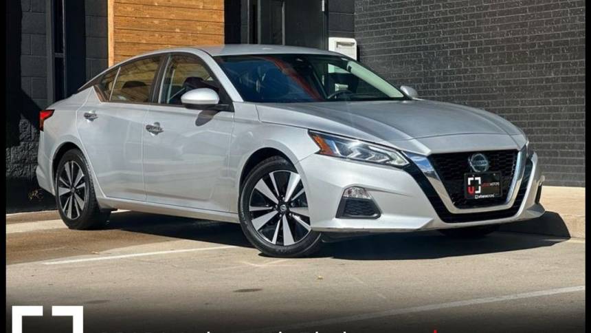 2021 nissan altima 2.5 sv