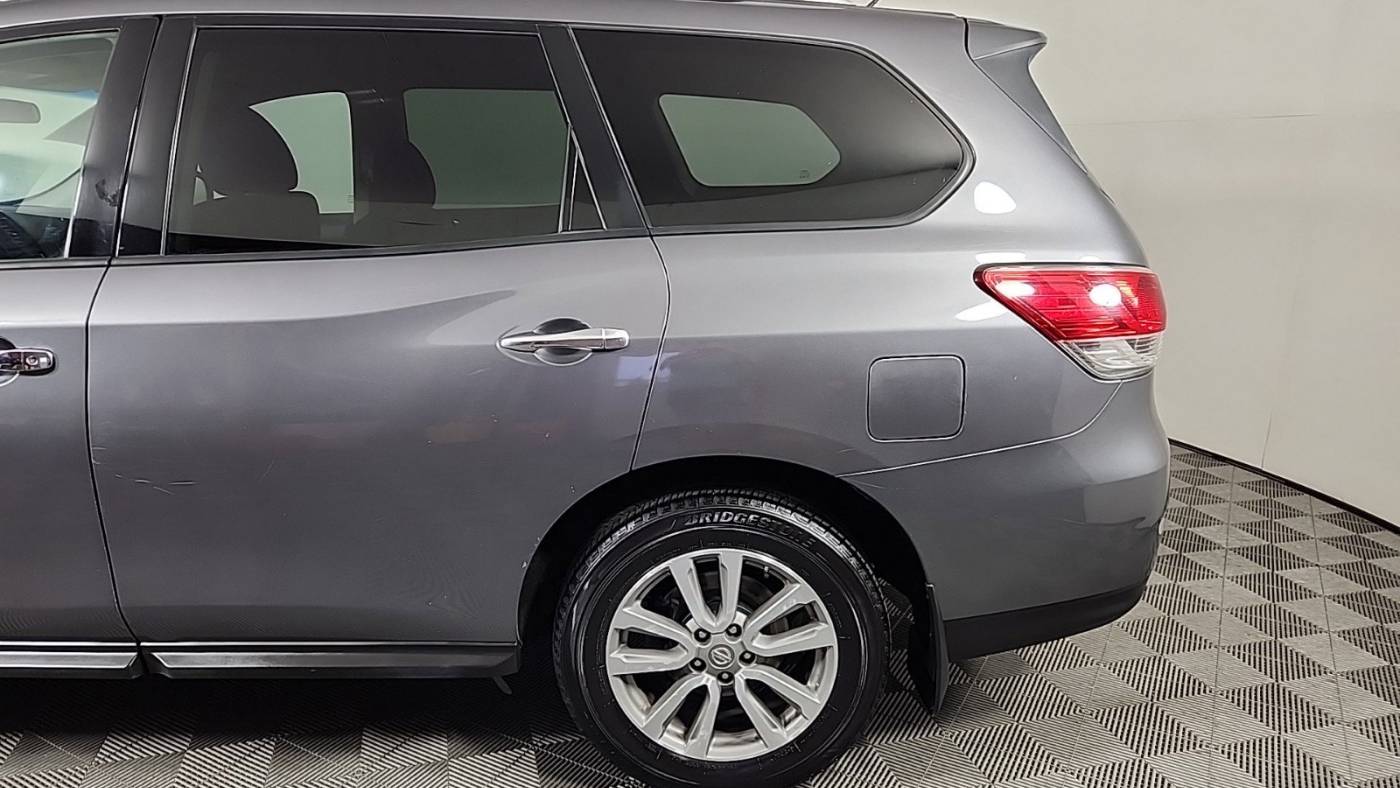 2016 nissan pathfinder s