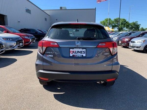 2020 honda hr-v in madison, wisconsin