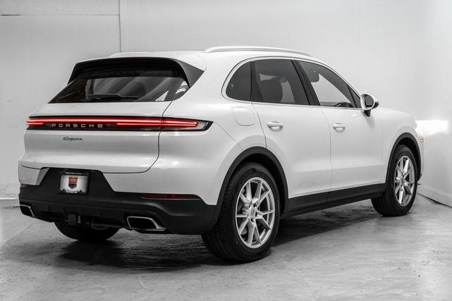 2024 porsche cayenne base