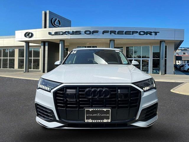 2024 audi q7 55 premium plus